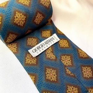 GIORGIO ARMANI 100% Italian Silk Tie